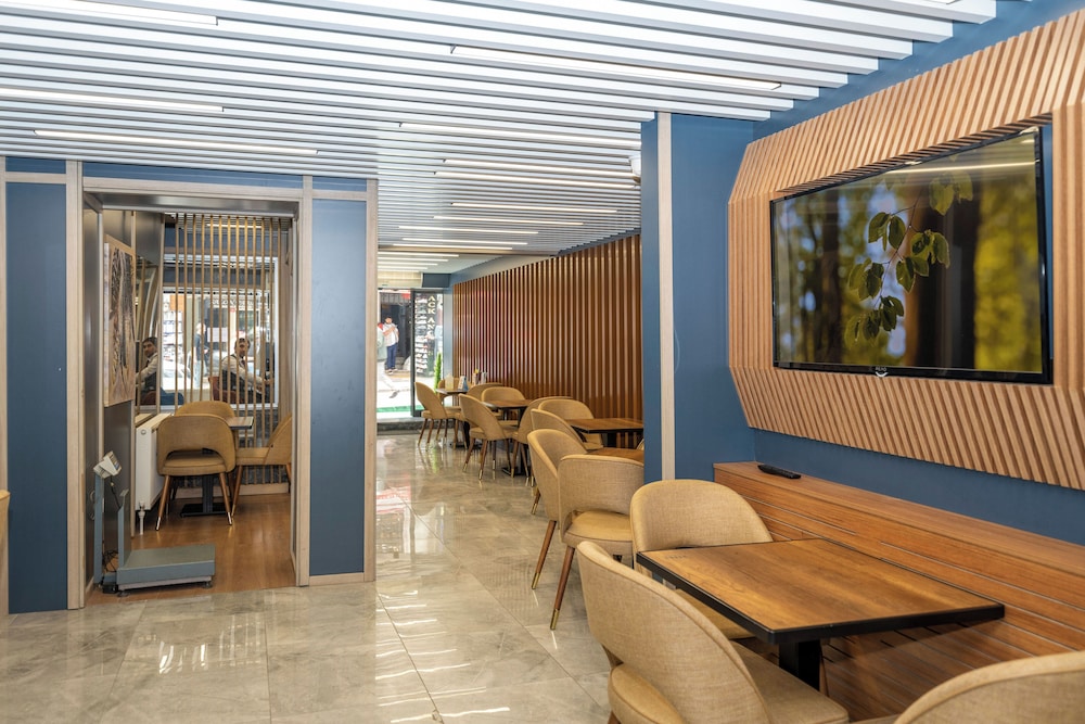 Hotel Grand Istanbul 39/49
