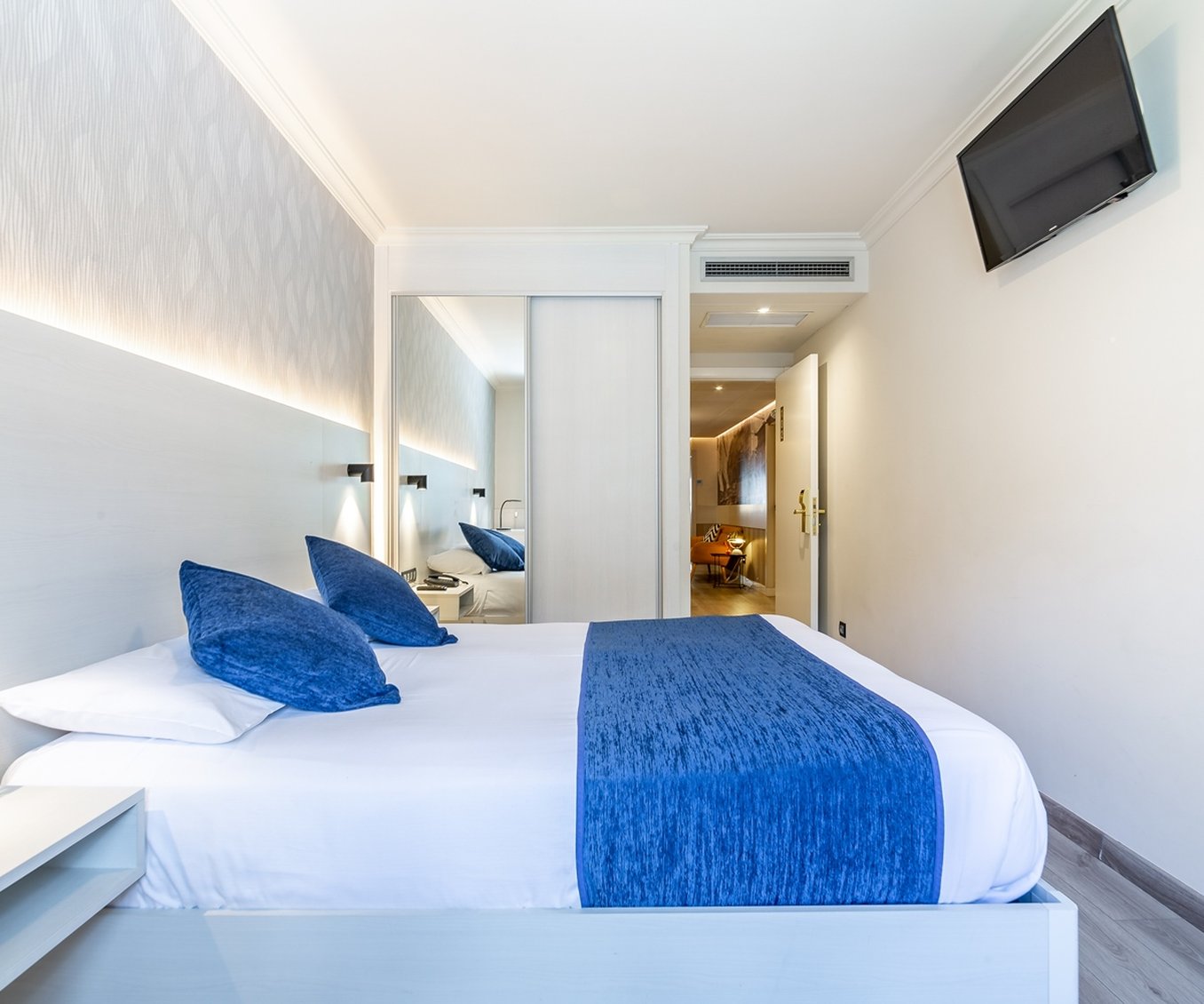Hotel Atlantico 9/26