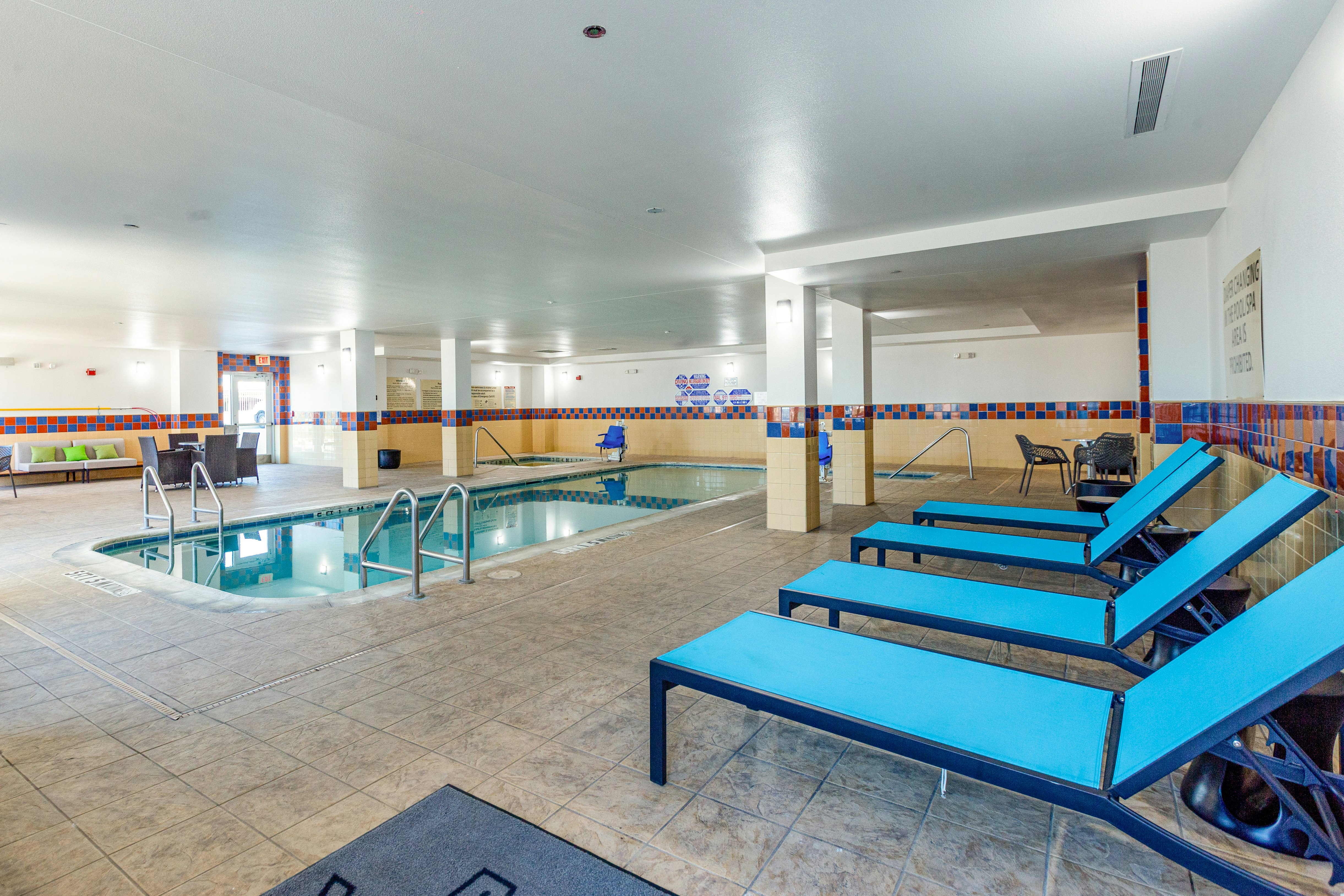 Hampton Inn Suites Fort Worth West I 30 25/43