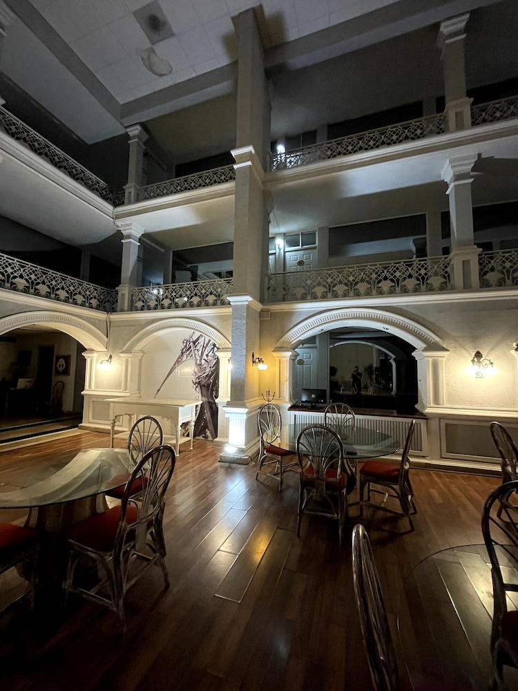 Paraiso Express Hotel 26/35