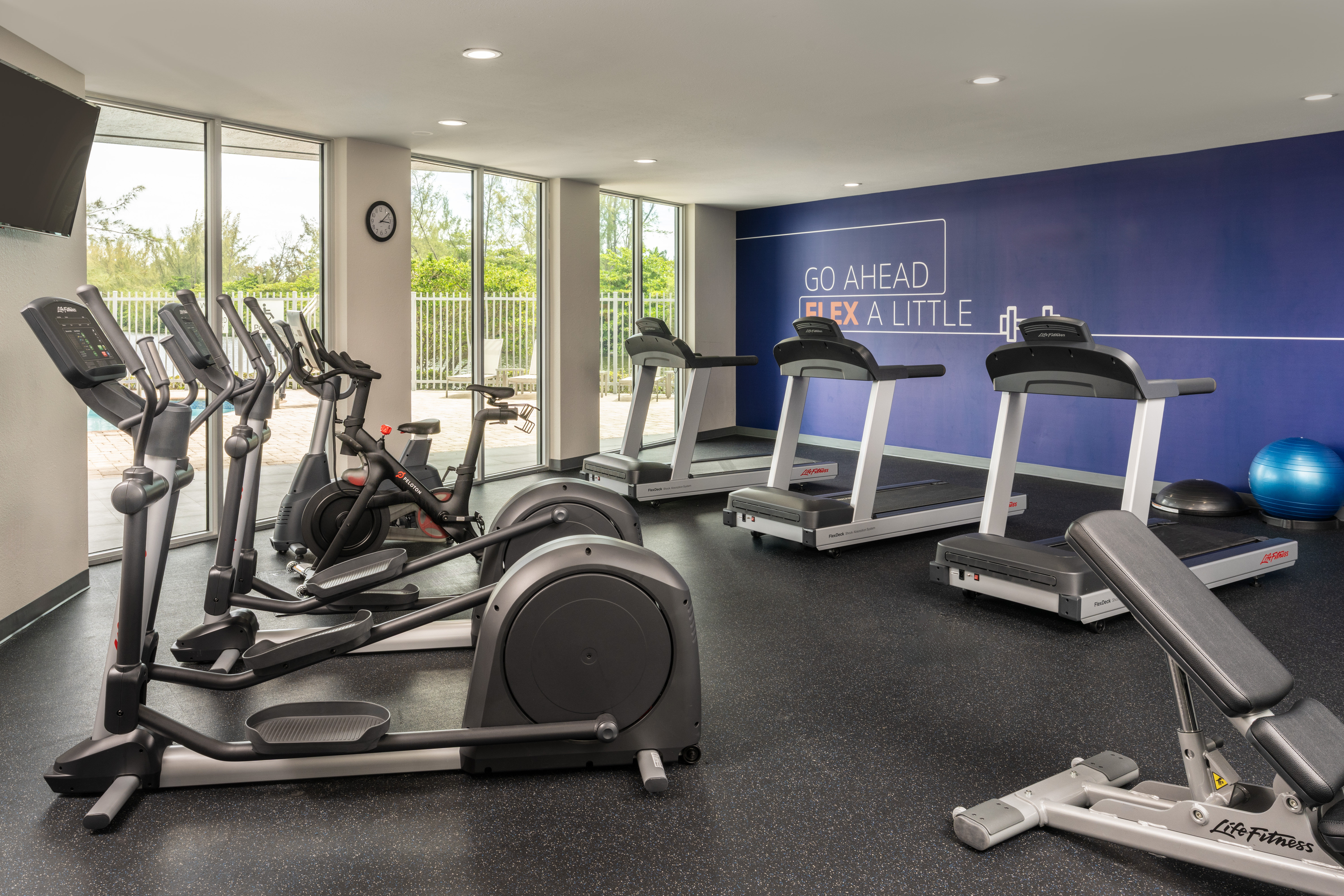 Holiday Inn Express Maimi airport-Blue Lagoon Area 23/49