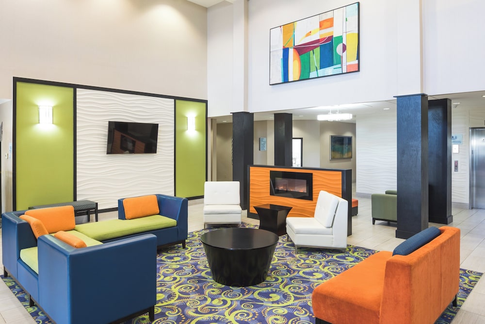 Holiday Inn Express And Suites Duluth Mall Area 49/69