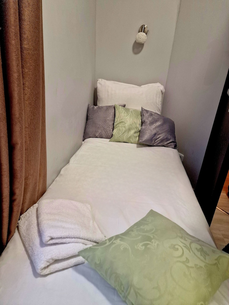 City Hotel Storch 34/59