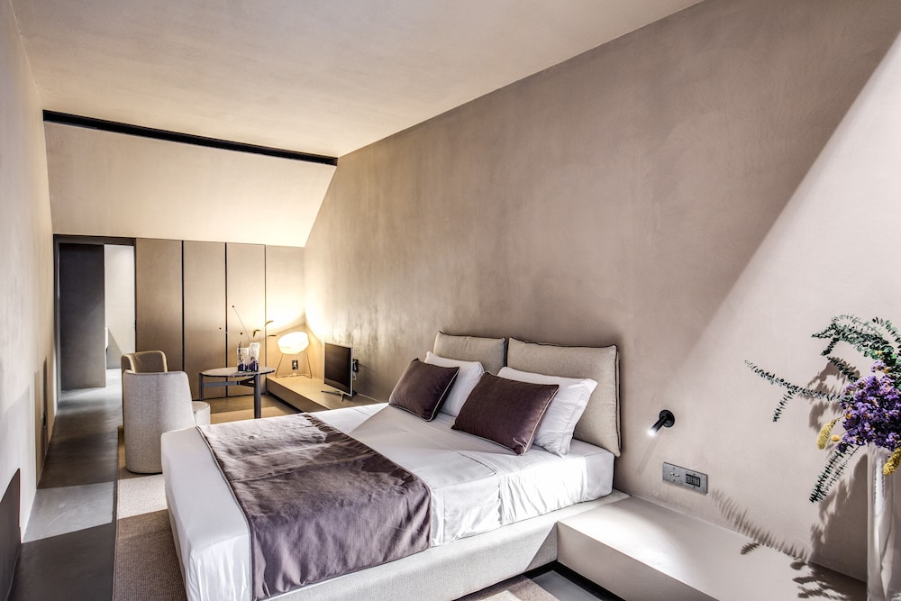 STANDARD, DOUBLE BED