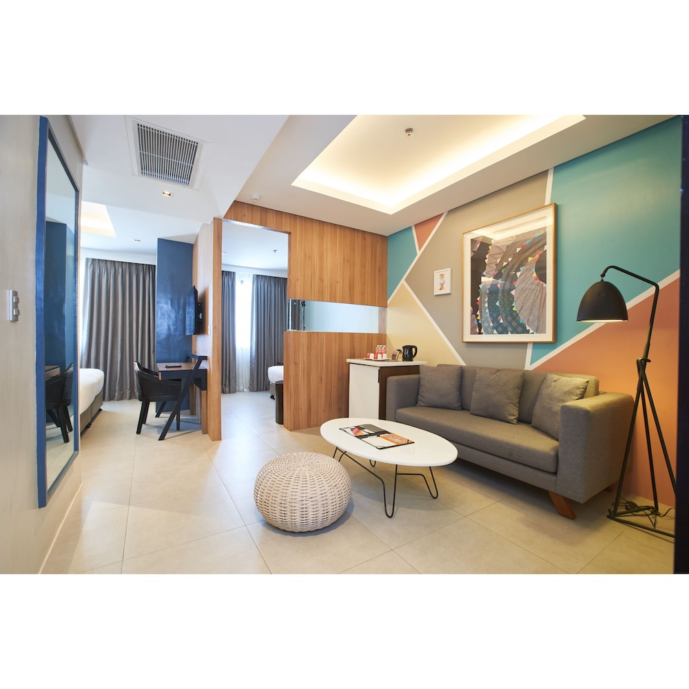 Summit Galleria Cebu 60/74
