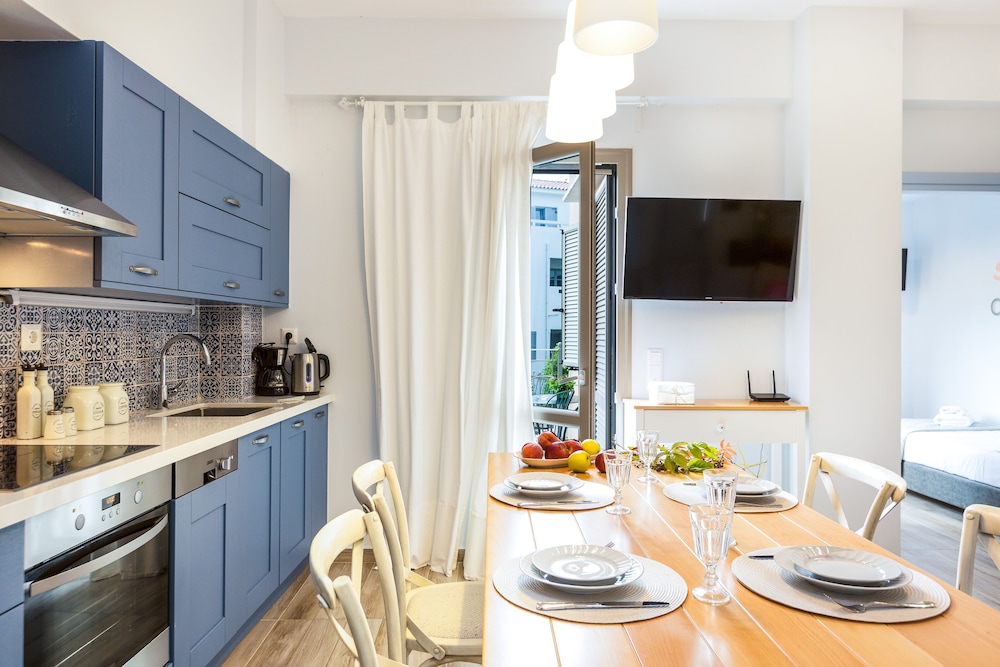Philoxenia Apartments 50/50