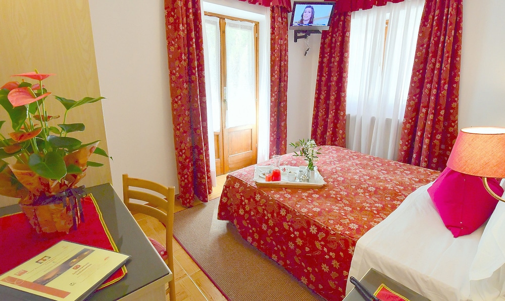 HOTEL BEAU SEJOUR 20/66