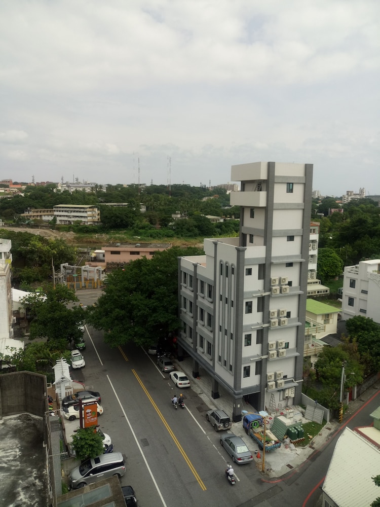 Hua Tong Hotel 6/54
