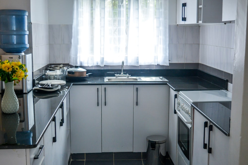 Brickwood Apartments photo1