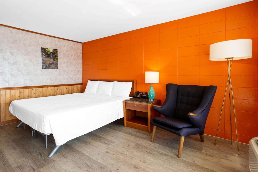 Starved Rock Motor Inn 13/46