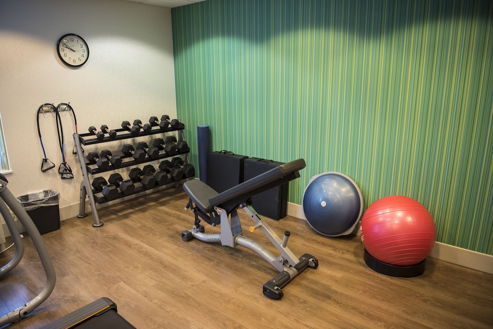 Holiday Inn Express Hotel And Suites Lexington Downtown University 31/47