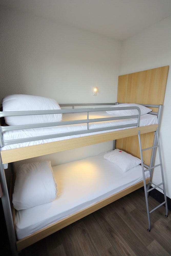 B&B HOTEL Chaumont 15/30