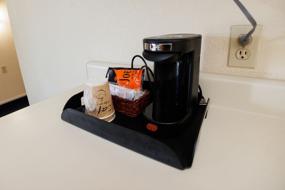 佛罗里达购物中心贝蒙特套房酒店(Garnet Inn and Suites Orlando) 图片2