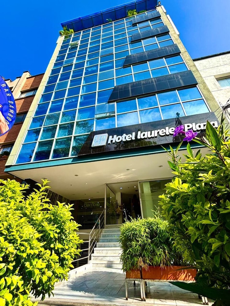 Hotel Laureles Plaza 6/63