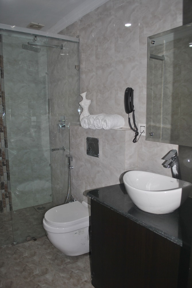 Hotel Triund Heights 49/50