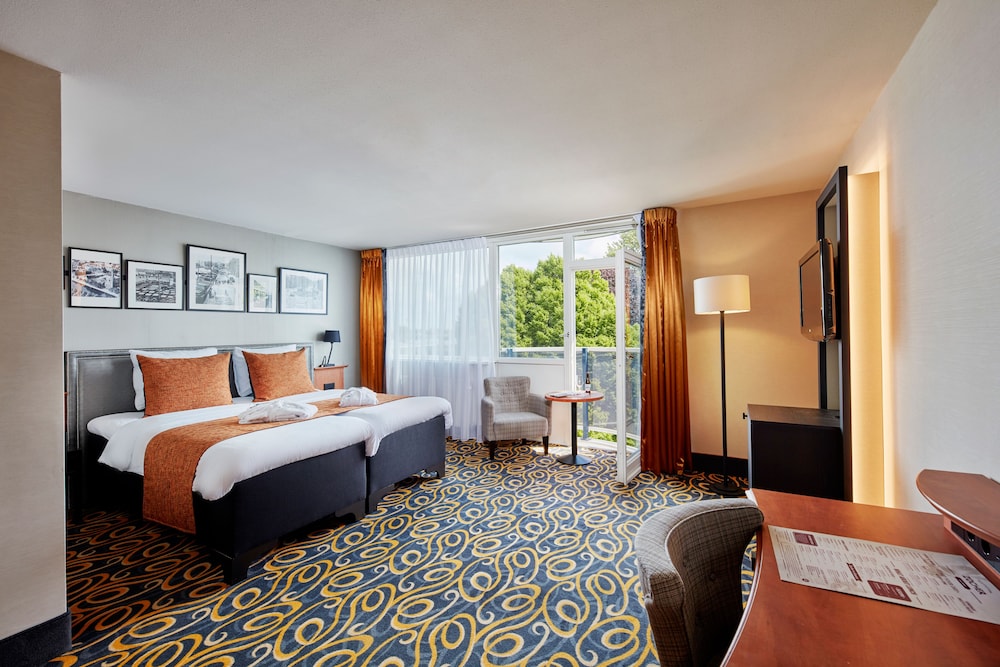Carlton Square Hotel 11/63