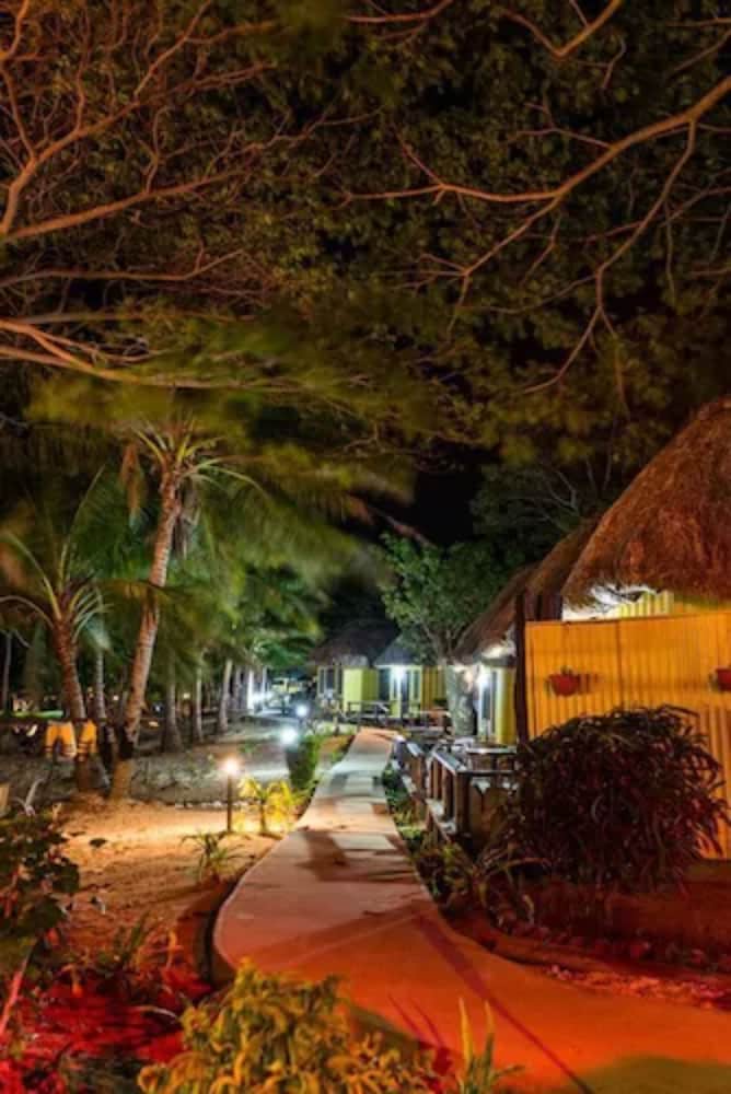 Funky Fish Beach Resort 40/50