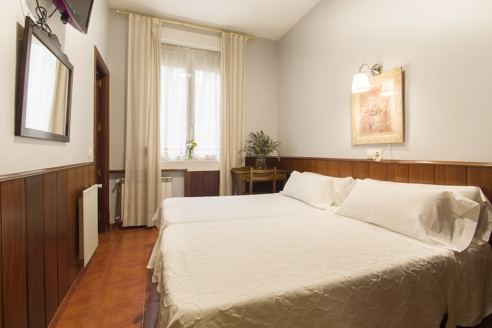 Hostal La Vera 20/50