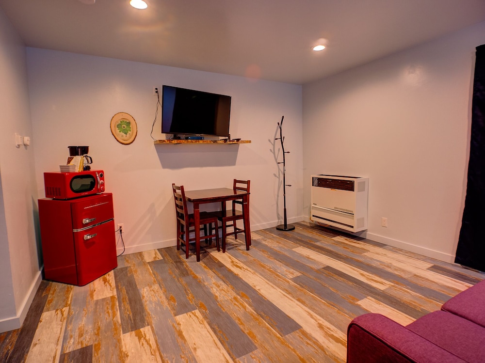 Tao Cabins 12/18
