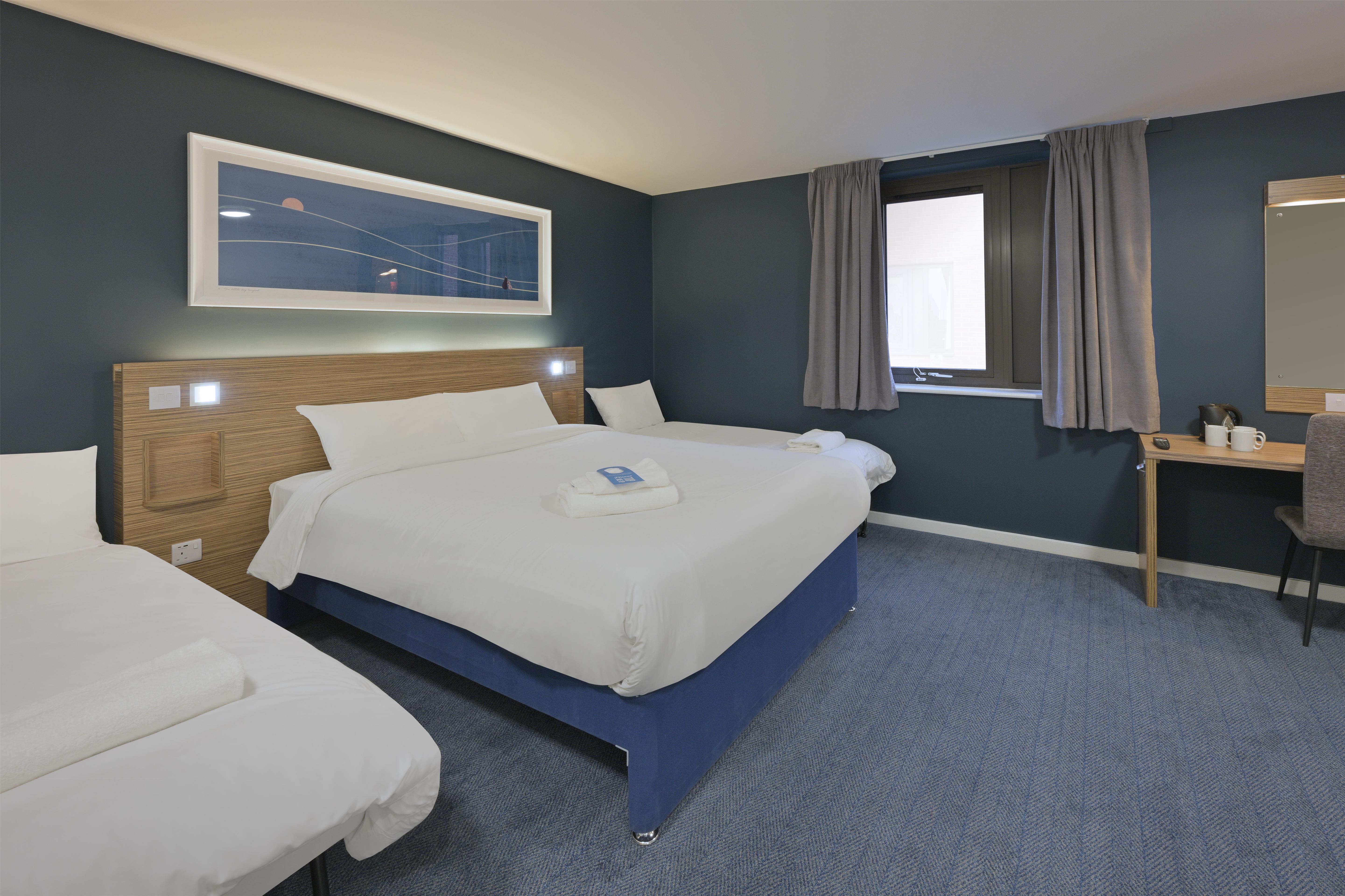 Travelodge Harrogate West Park 13/24
