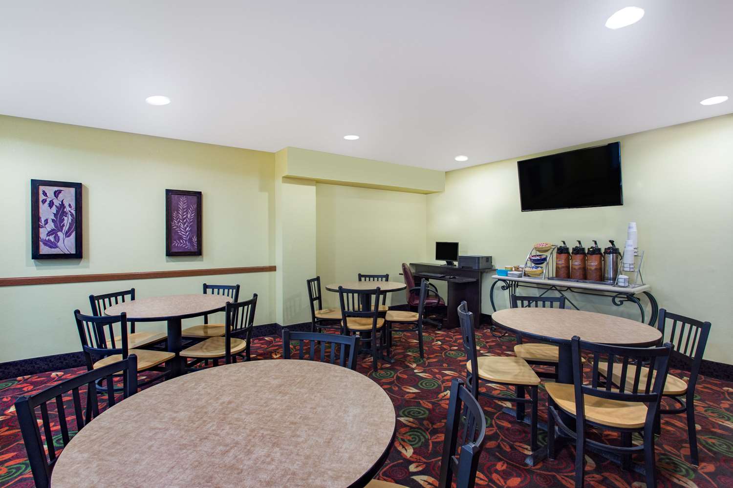 Days Inn By Wyndham Austin 36/44