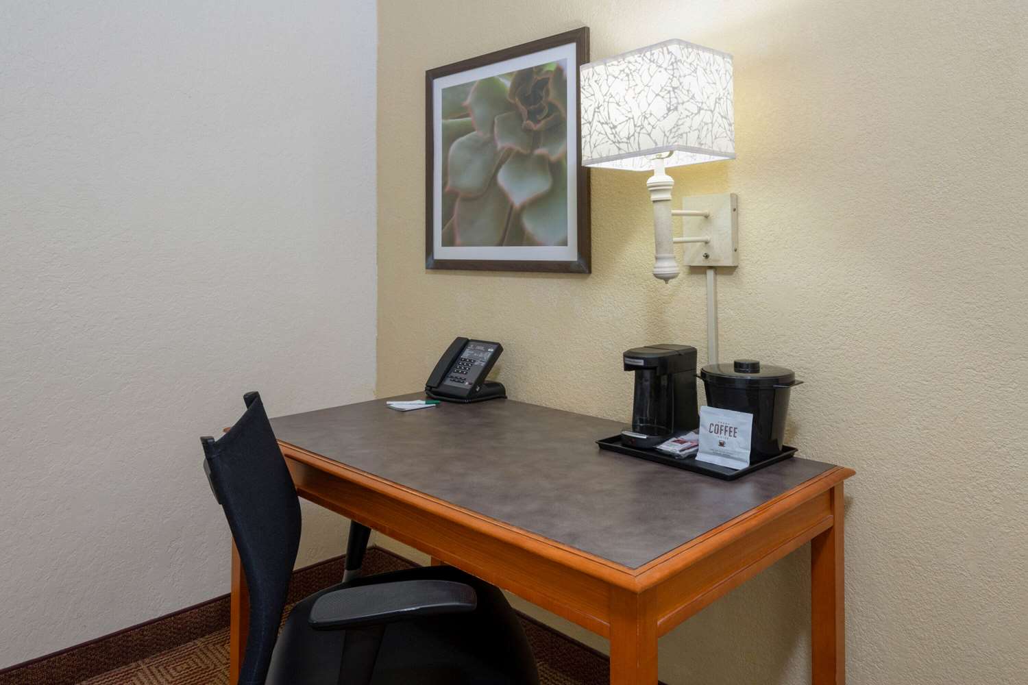 La Quinta Inn by Wyndham Deerfield Beach I-95 at Hillsboro E 26/34
