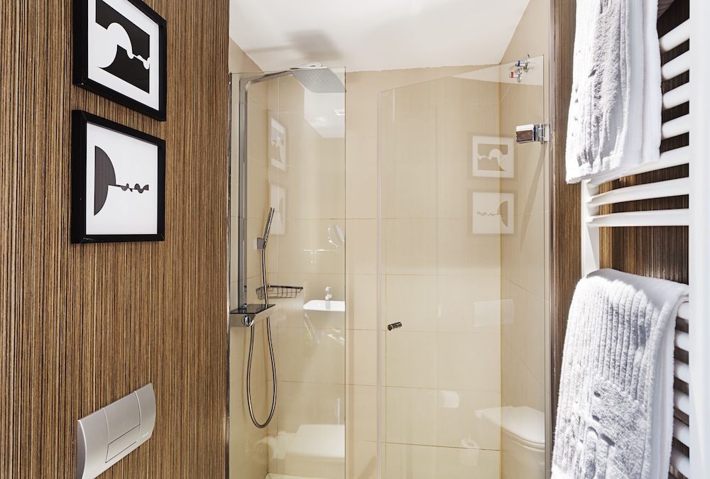 Hotel One Shot Luchana 22 (Ex Innside Madrid) 71/73