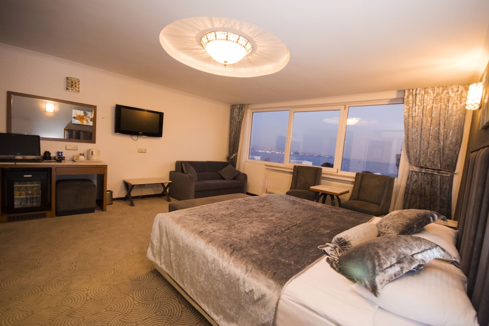 Antis Hotel 28/63