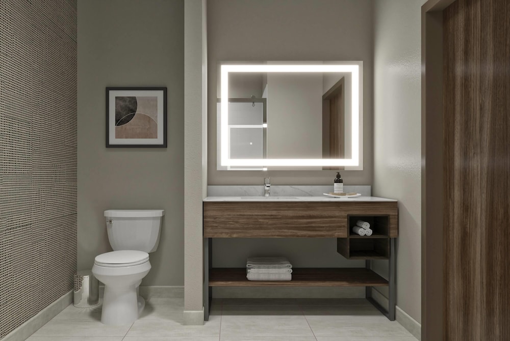La Quinta Inn & Suites by Wyndham Athens 46/49