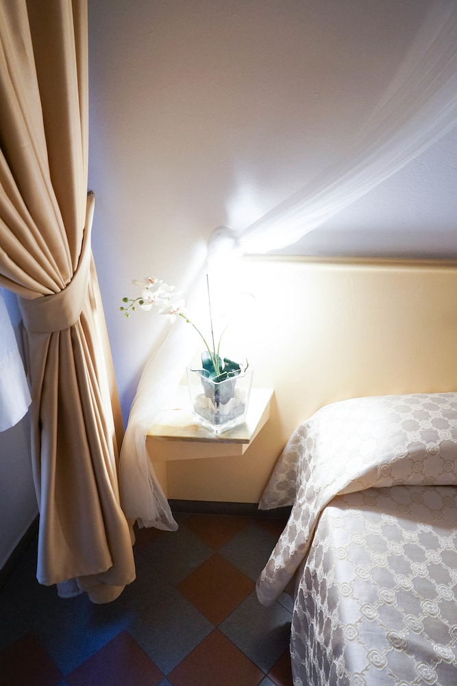 Piccolo Hotel Etruria 29/69