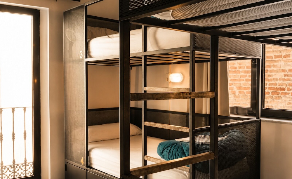 Oasis Backpackers Hostel Sevilla 24/45