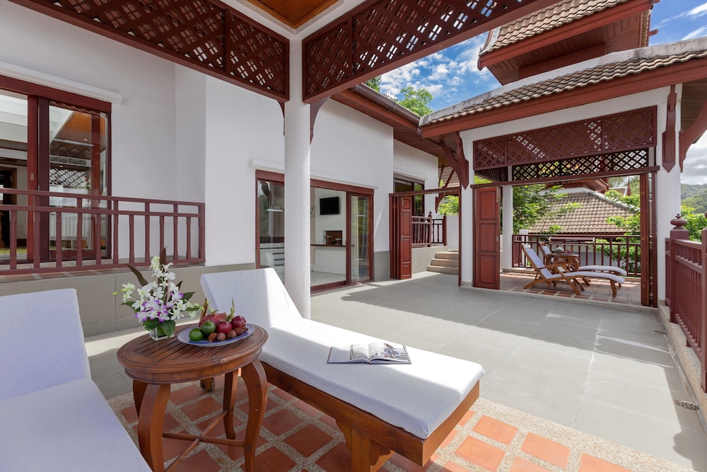 Thavorn Beach Village Phuket Resort and Spa 11/66