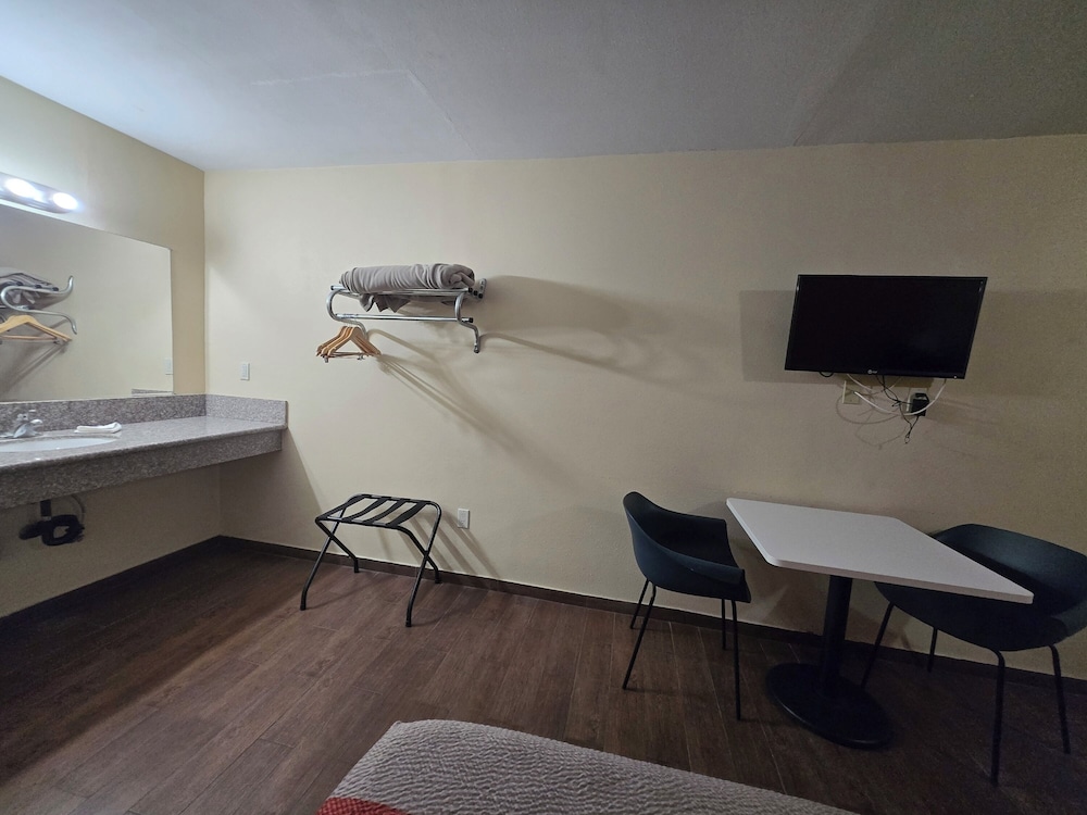 Motel6 Blythe, CA - South 58/71