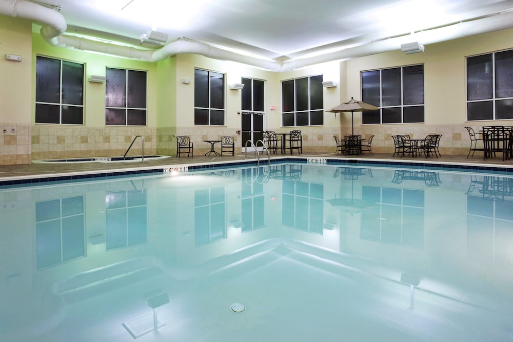 Holiday Inn Hotel & Suites Beckley 3/58