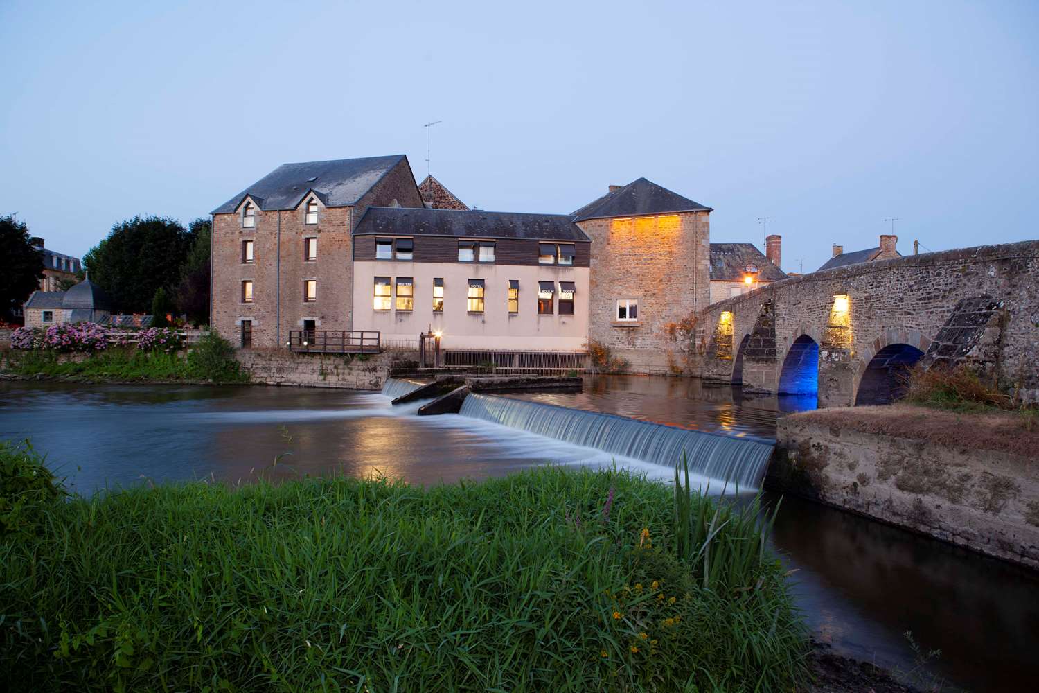 Best Western Le Moulin De Ducey 49/51