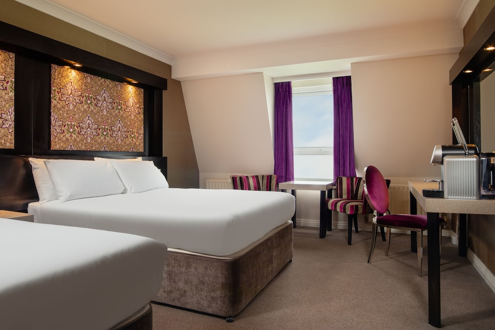 Flannerys Hotel Galway 18/60