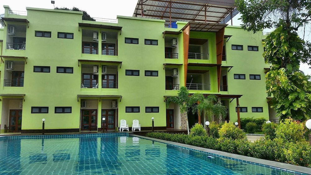 Morakot Lanta Resort 3/63