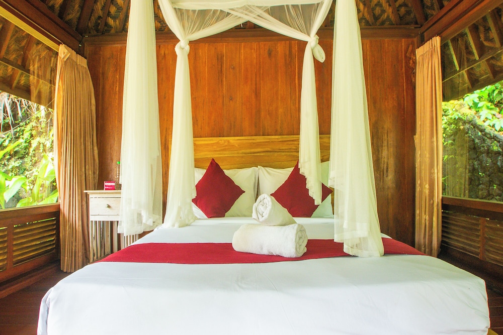 Bali Jungle Huts 15/50