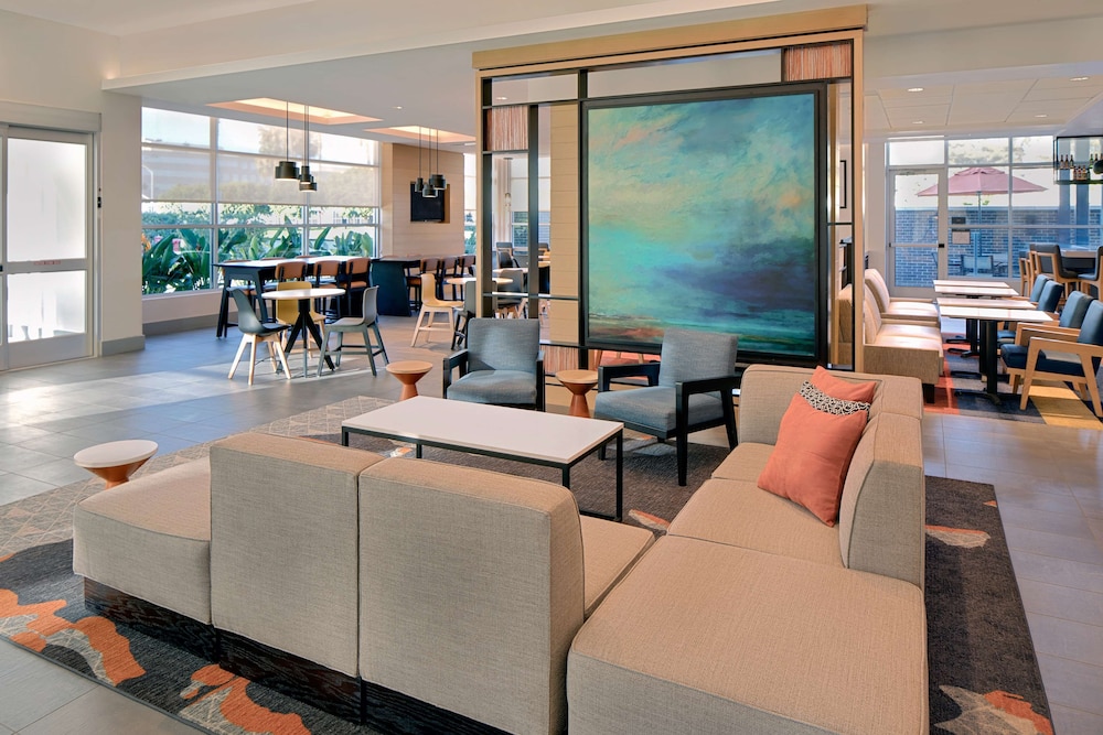 Hyatt House Irvine John Wayne Arpt 43/70