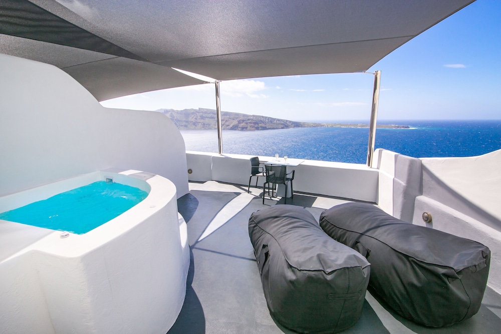 Theodora Suites - Adults Only 23/48