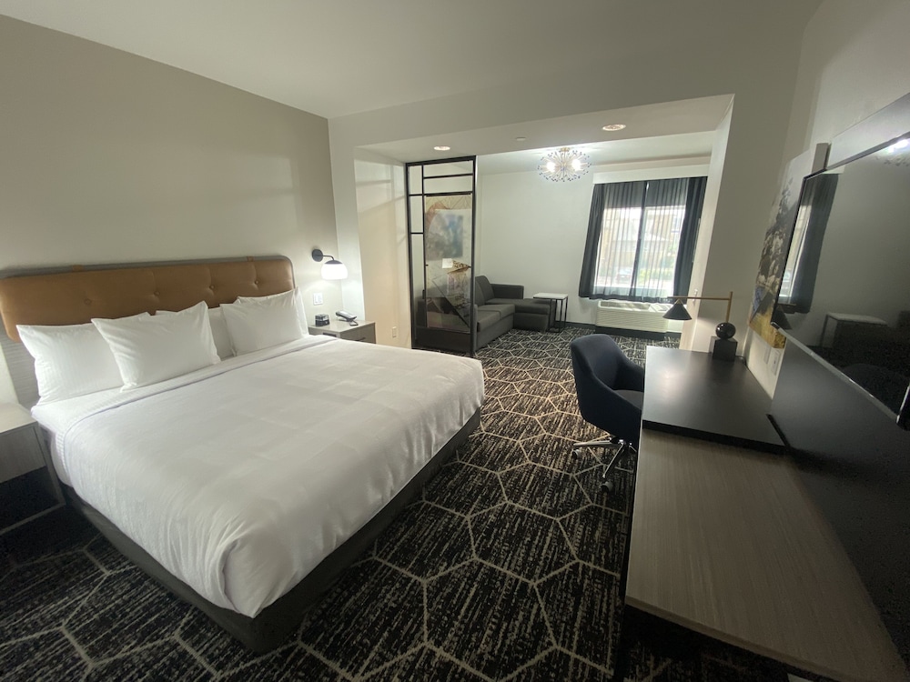 La Quinta Inn & Suites by Wyndham Yucaipa 20/51