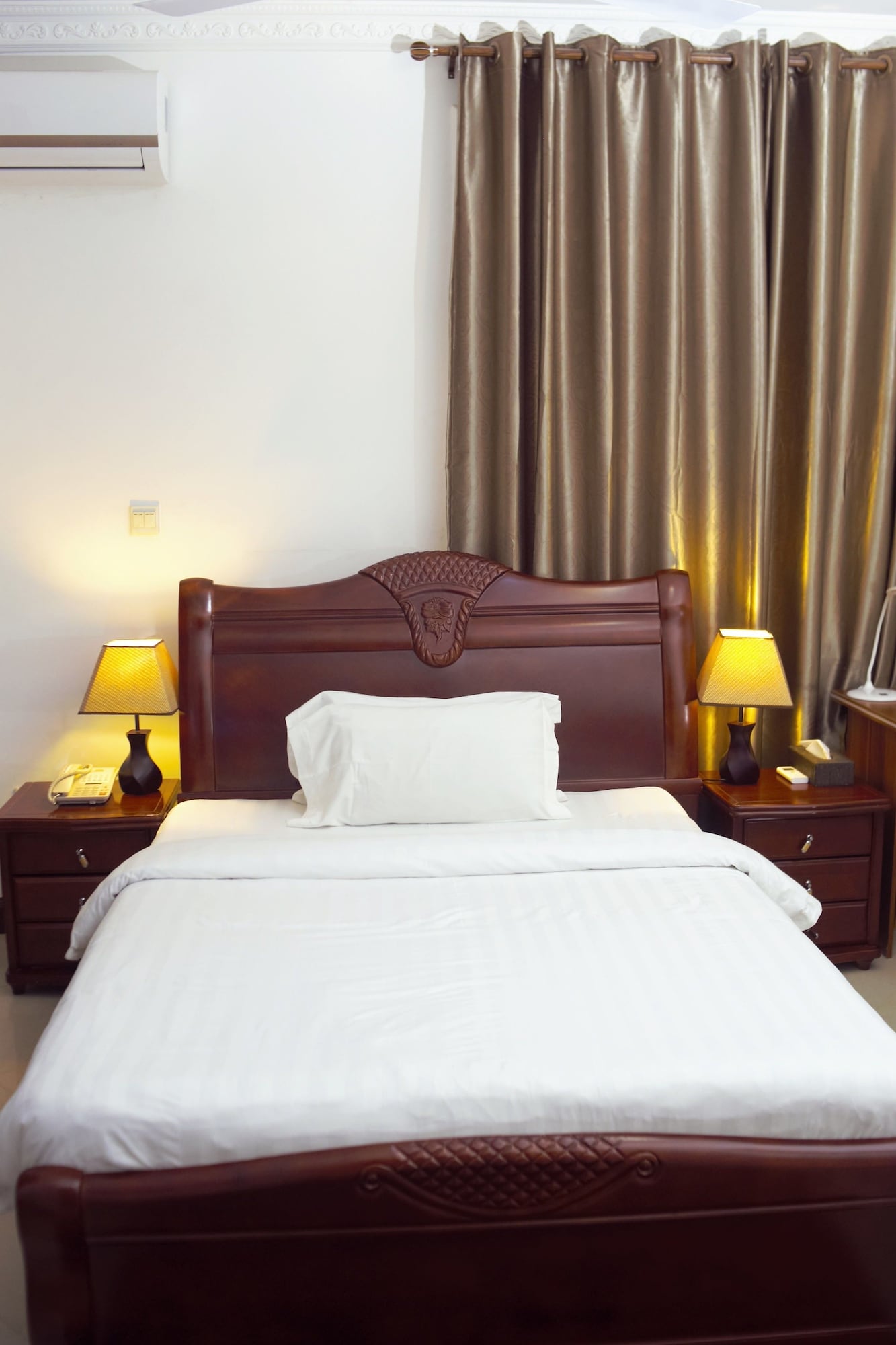 STANDARD, DOUBLE BED