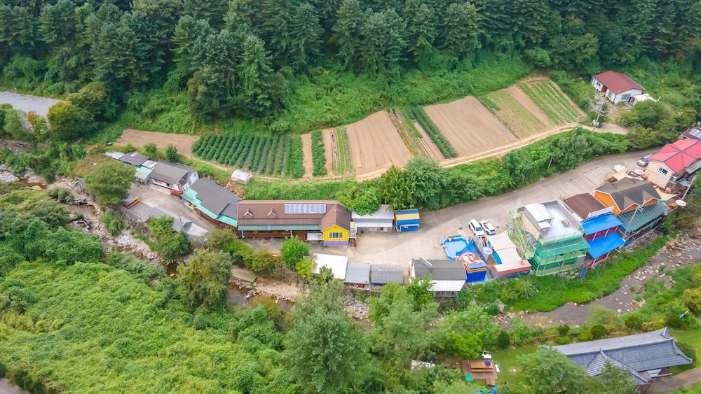 Cheongpyeong Yeoul Pension 47/50