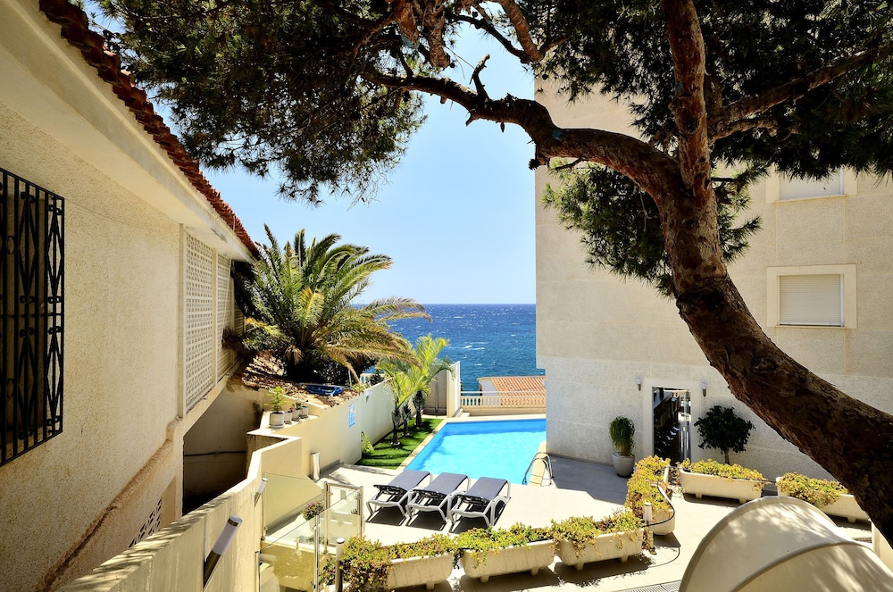 Aparthotel Ola Blanca 43/50