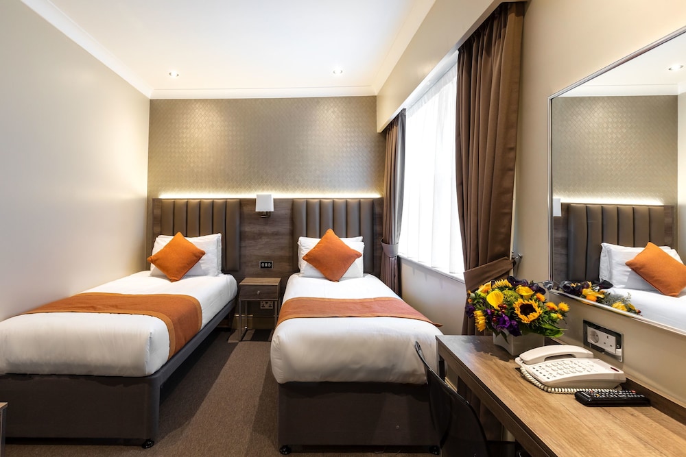 Sidney Hotel 9/44
