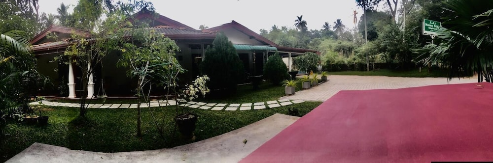 Lal Homestay 41/50