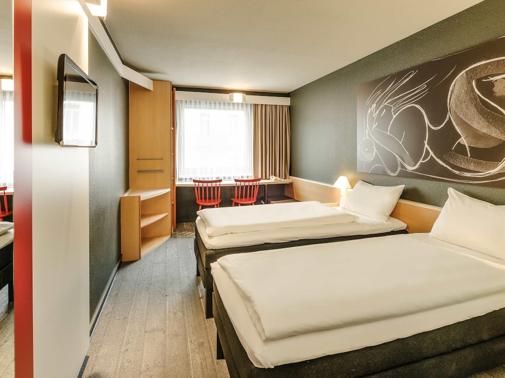 STANDARD, TWIN BEDS