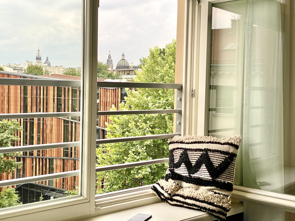 H11 Aparthotel 44/72
