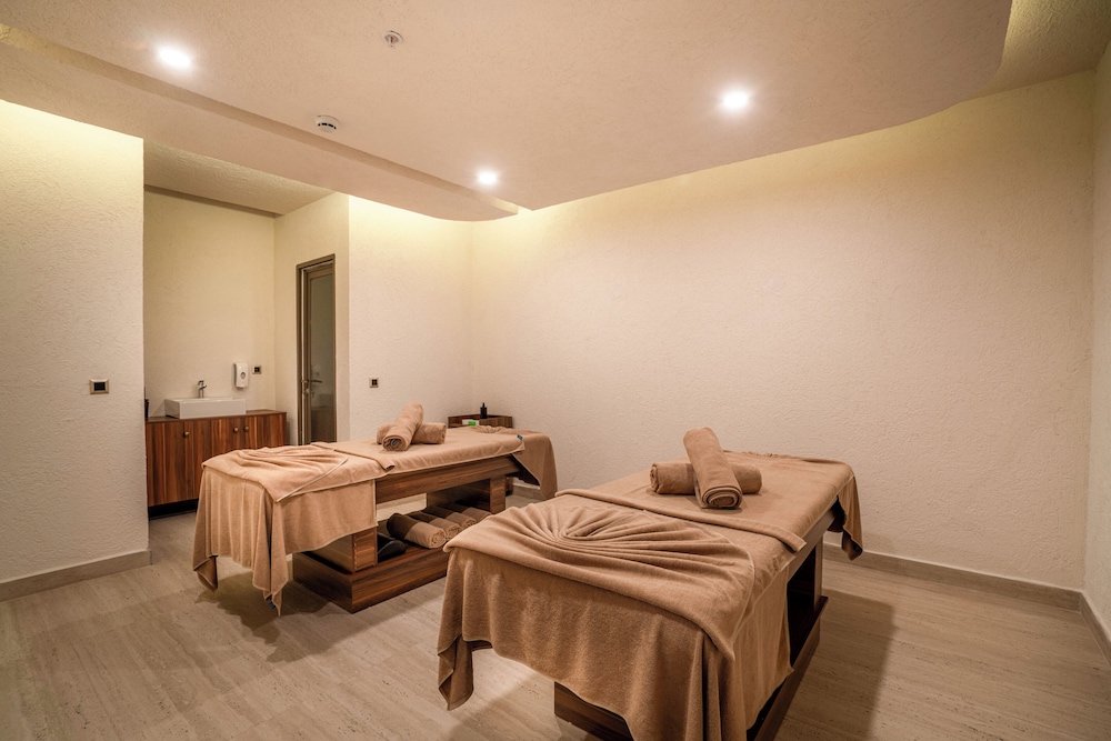Prive Side Suite & Spa hotel - Adults Only 16+ 23/50