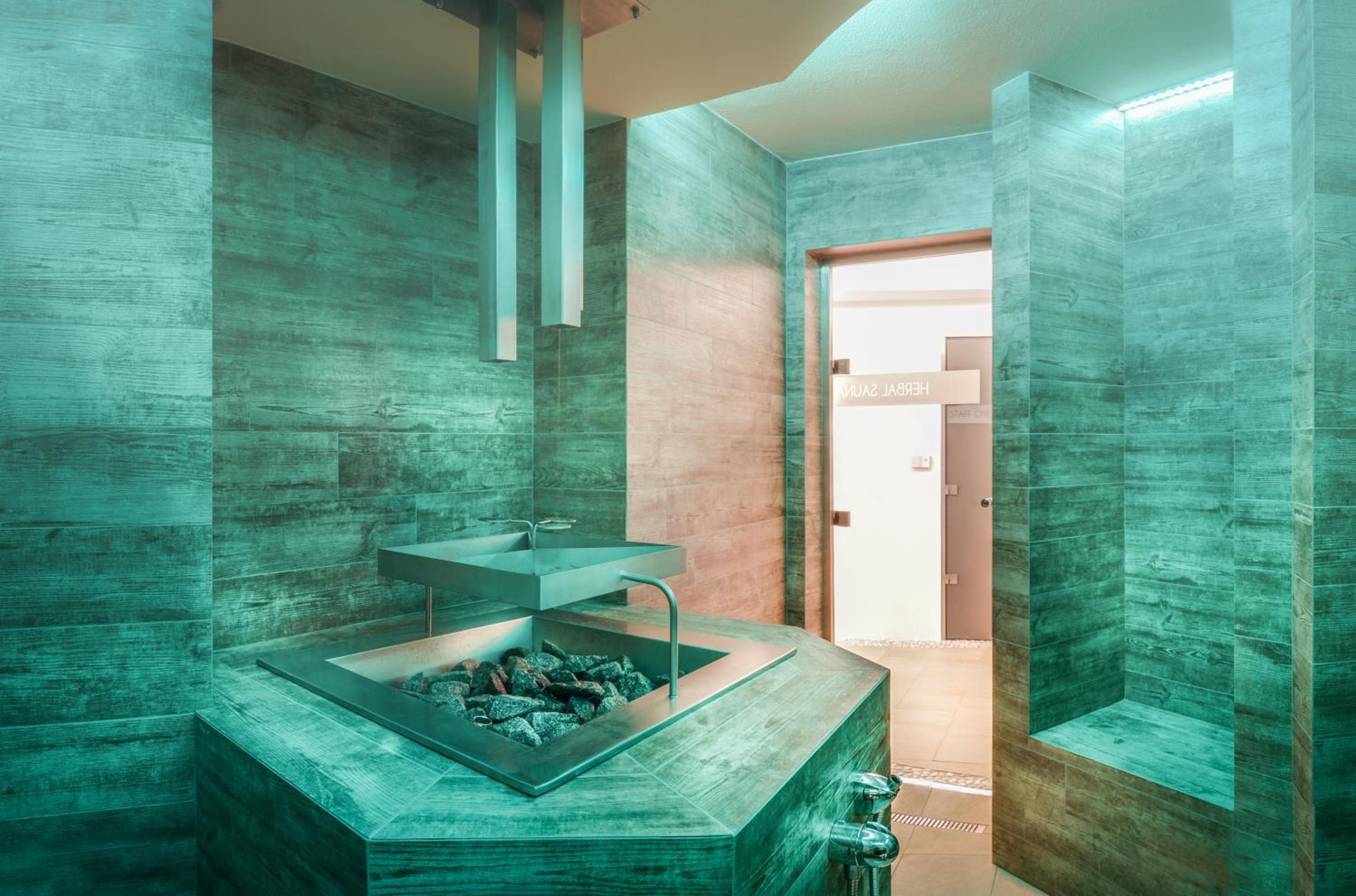 Superior, King Bed, Golf Course View, Balcony، Cihelny Golf & Wellness Resort 7/7